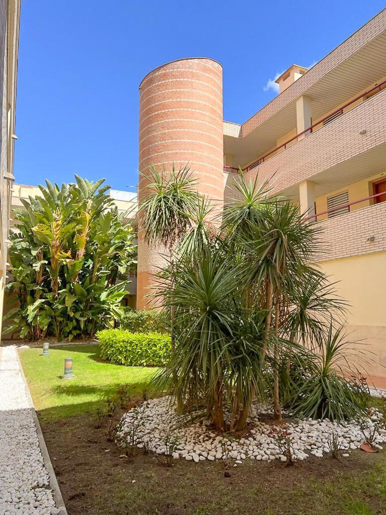 Mediterranea Loft New Ла-Пінеда Екстер'єр фото